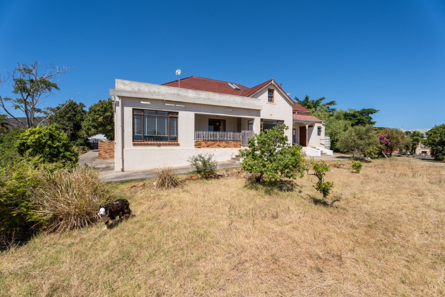 5 Bedroom Property for Sale in Bredasdorp Western Cape